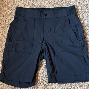 Athleta Trekkie shorts